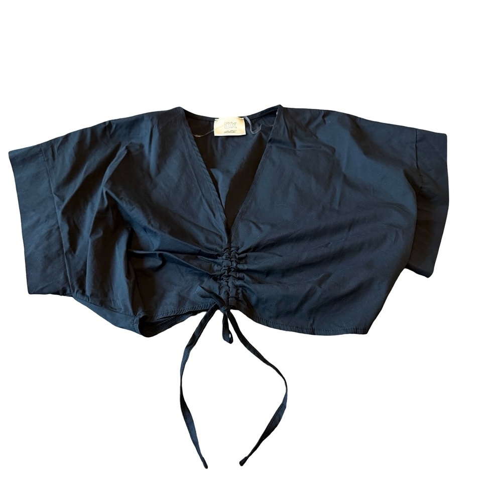 DX Collection Dixie Black Crop Top Shirt Blouse Tie Front V-Neck Size Small